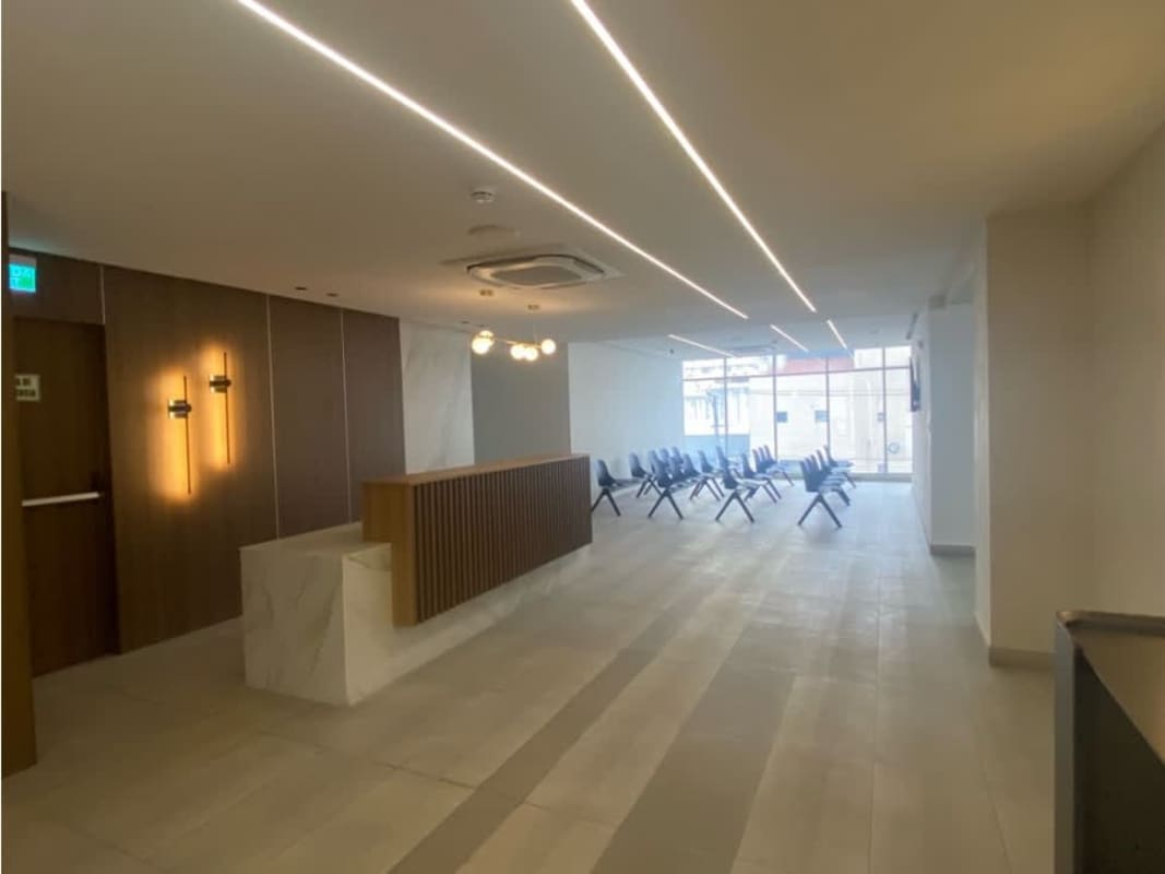 Unfinished medical office space shell condition Park Square Medical Center Panama City