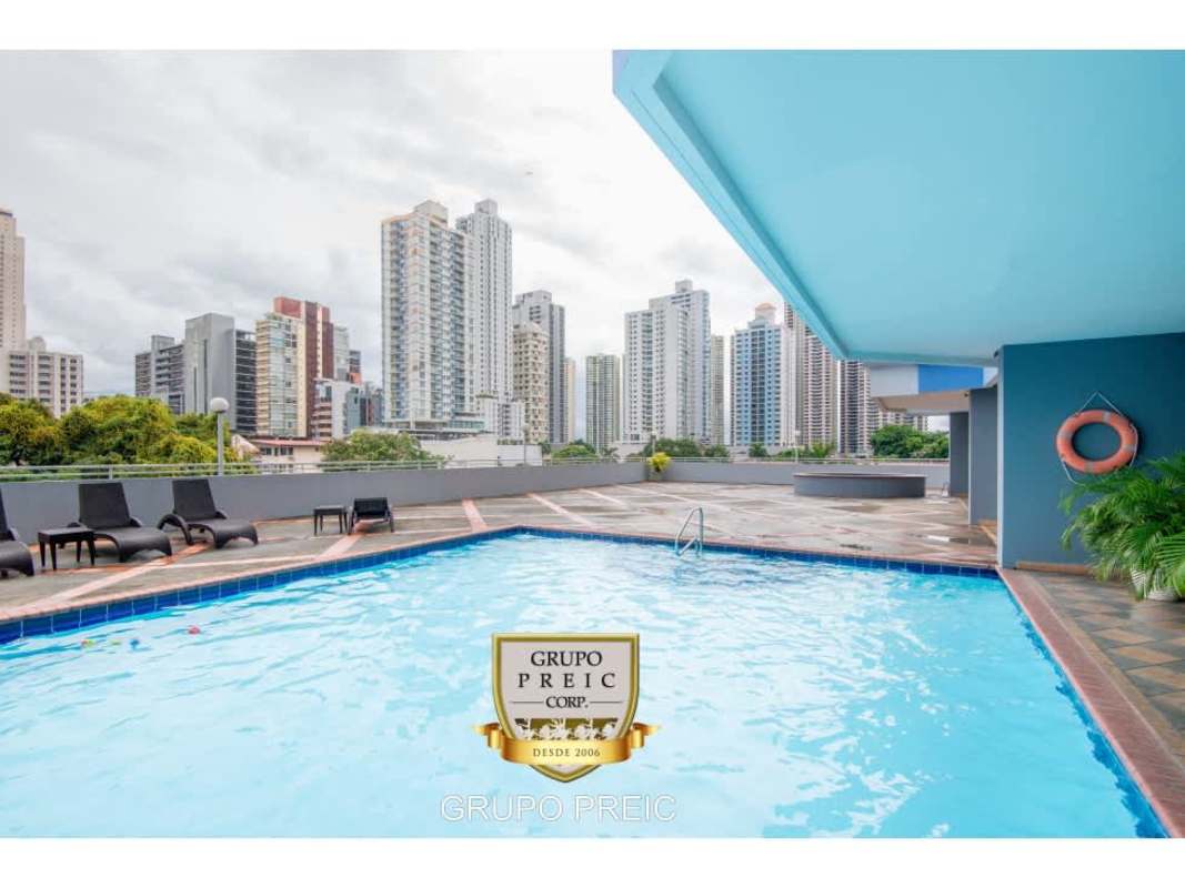 Rooftop outdoor swimming pool and city skyline views at PH Plaza Real San Francisco Panama