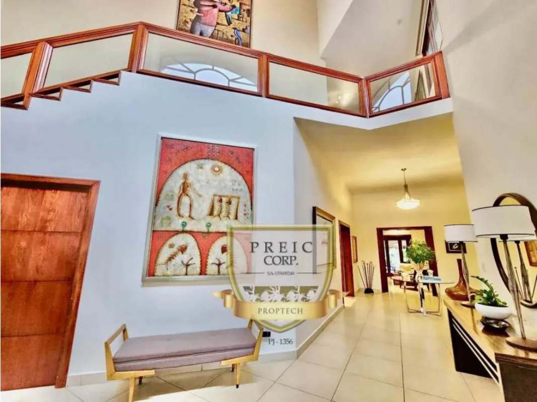 Private pool tropical landscaping Balmoral luxury house Panama City