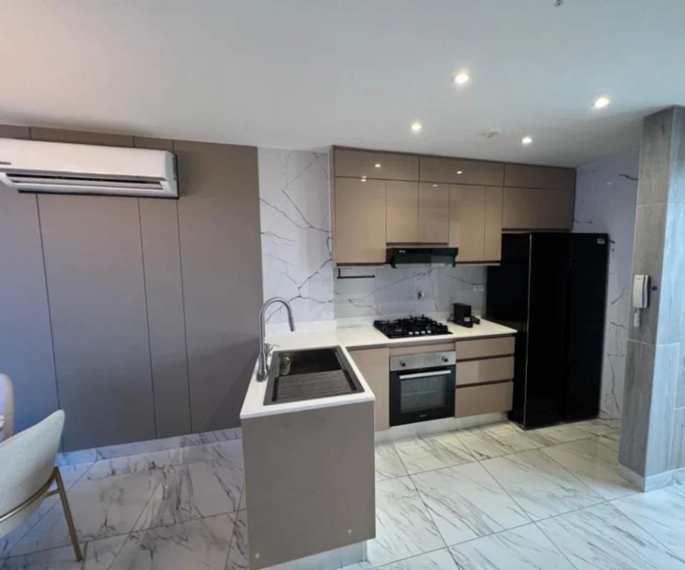 Contemporary kitchen in furnished apartment PH BICSA Panama City