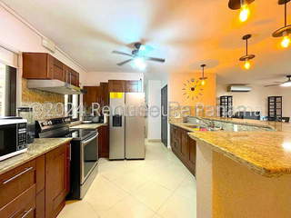 Apartment for Rent in Clayton - 2 bedrooms