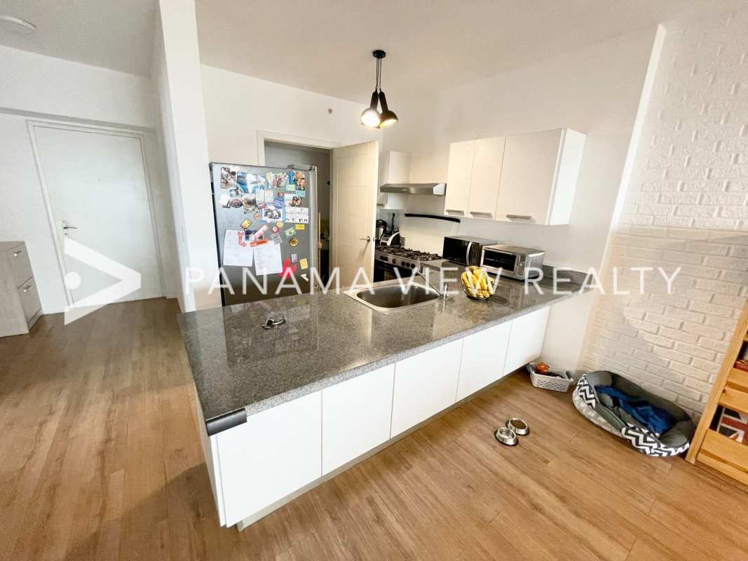 Master bedroom with floor-to-ceiling windows ocean view PH Waters on Avenida Balboa Panama