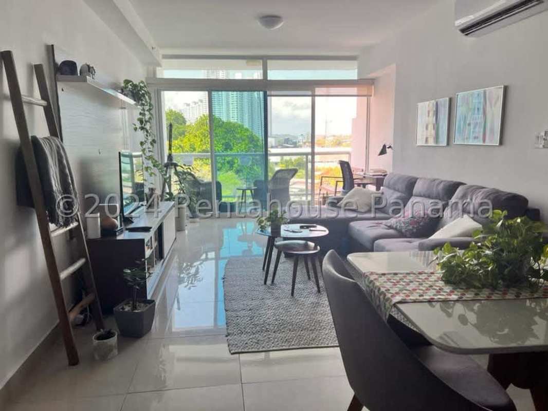 Spacious 2BR Condo with Balcony PH Cangrejo Bay El Cangrejo