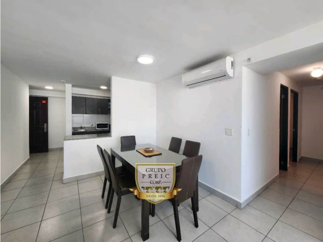 3BR Apartment in PH Premium Tower near Parque Omar