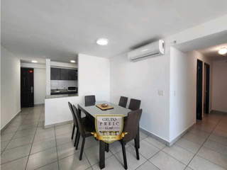 Apartment for Sale in San Francisco - 3 bedrooms