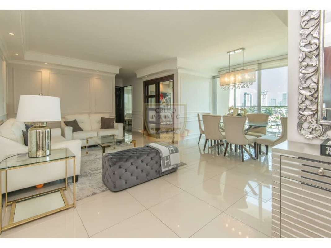 Bright bedroom with porcelain tile and modern finishes PH Portofino San Francisco Panama