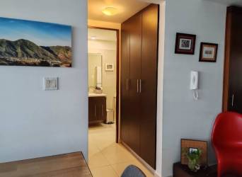Contemporary bathroom with glass shower enclosure and vanity in PH Midrise Panama Pacifico