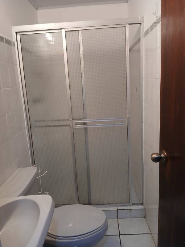 Condado del Rey 3BR 2BA Two-Level House with Terrace