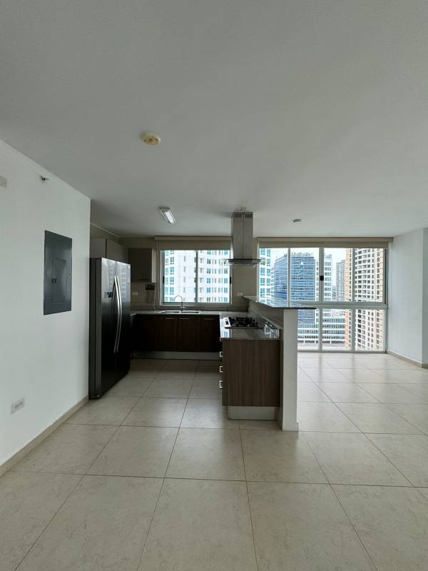 Laundry area with washer dryer connections enclosed closet in PH Lumiere Panama