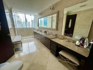 Apartment for Sale in Punta Paitilla - 4 bedrooms