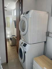 Apartment for Sale in San Francisco - 3 bedrooms