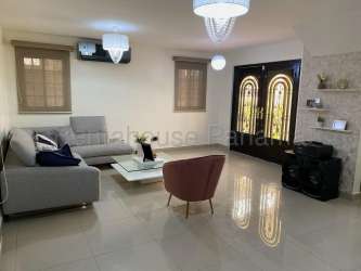 Modern 3BR House with Yard for Rent in La Chorrera