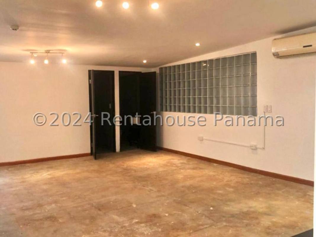 Exclusive Duplex Commercial Space 420m² Prime Obarrio Avenue - View 5