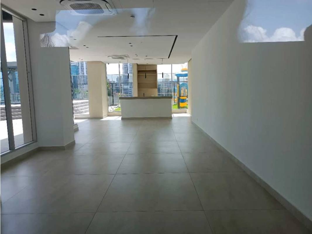 Bright bedroom with built-in closet and skyline window PH Square Park Panama City