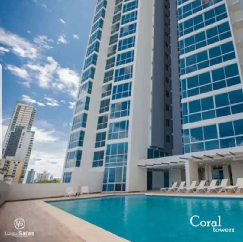 Modern high-rise with swimming pool PH Coral Towers Carrasquilla Panama