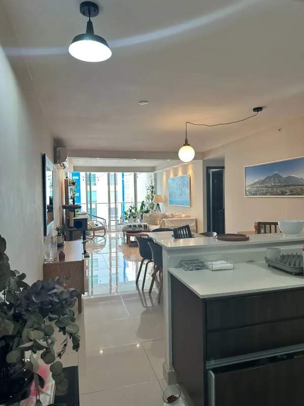 Modern bathroom with vessel sink, glass-enclosed shower PH Genesis Tower Panama