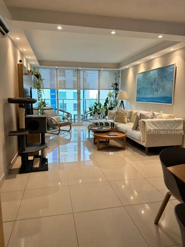 Secondary bedroom with built-in closet AC PH Genesis Tower Panama