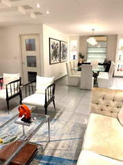 Apartment for Sale in San Francisco - 3 bedrooms