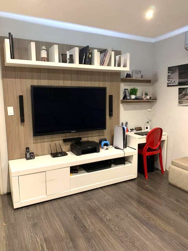 Bright spacious living room with marble floors and panoramic windows at Mystic Point, Punta Pacifica