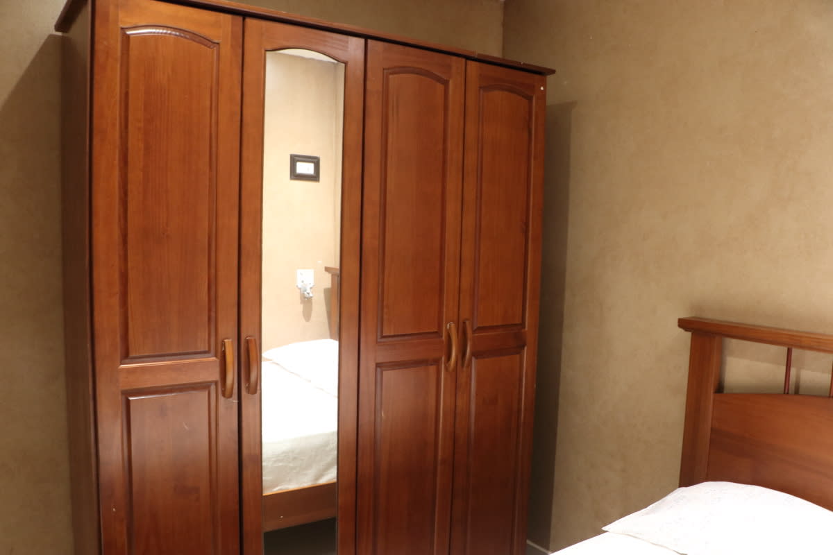 Updated shared kitchen with granite countertops and appliances Bethania Panama rental