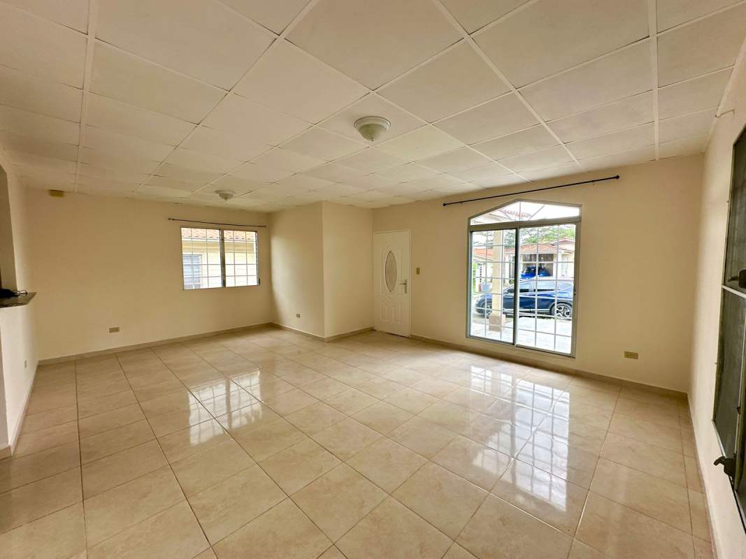 Bathroom with neutral tiles walk-in shower pedestal sink Lagos del Norte Las Cumbres