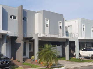 House for Rent in San Antonio - 3 bedrooms