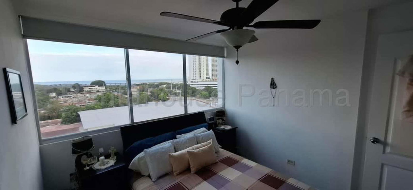 Bedroom with natural light, ceiling fan, AC, and spectacular ocean view PH Prisma Panama City