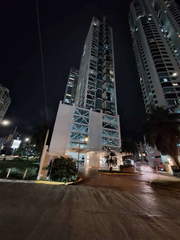 Apartment (Loft) for Sale & Rent in Punta Pacifica - 1 bedroom