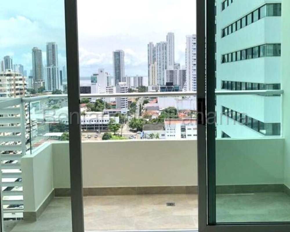 Fully equipped modern kitchen with granite countertops in PH Roma Tower apartment for rent Panama City