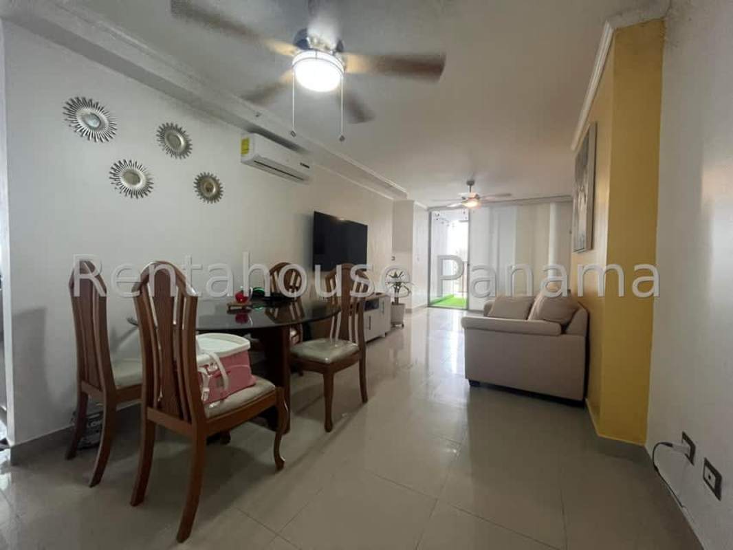 Modern bathroom with tiled walk-in shower and vanity PH Rokas Condado del Rey Panama City