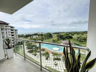 Private balcony with Pacific Ocean views at PH CasaMar beach apartment Panama