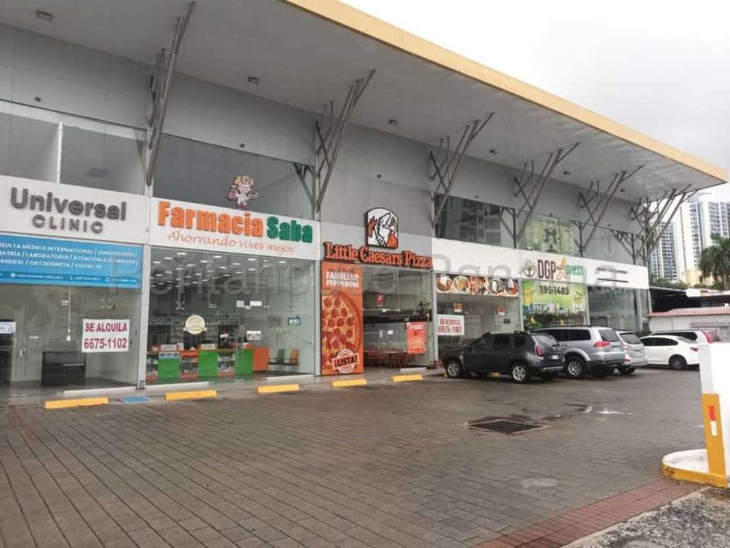 Spacious Commercial Unit with Mezzanine in Parque Lefevre Plaza