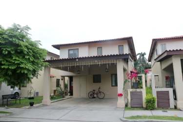 4BR Sustainable House for Rent in Woodlands Panama Pacifico