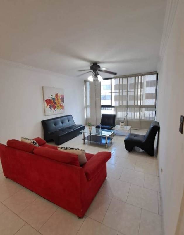 Secondary bedroom with built-in closet, ceiling fan PH El Cangrejo Plaza El Cangrejo Panama