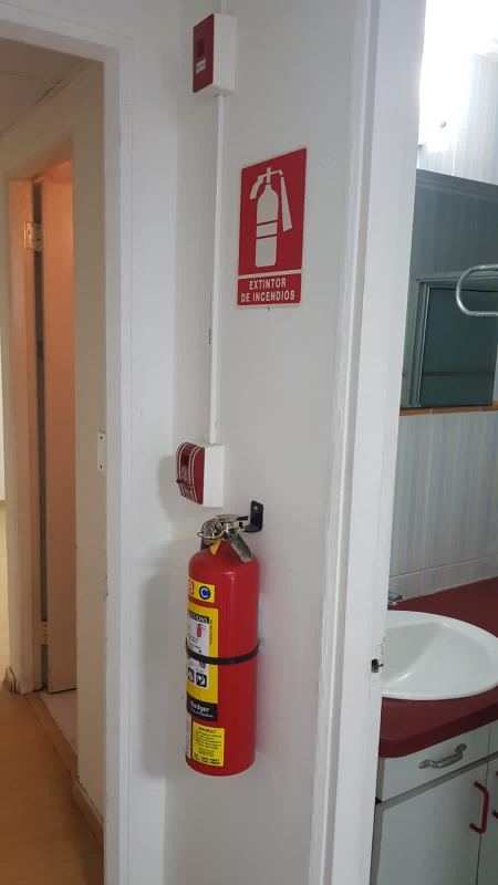 Private office room with AC and window commercial space Panama