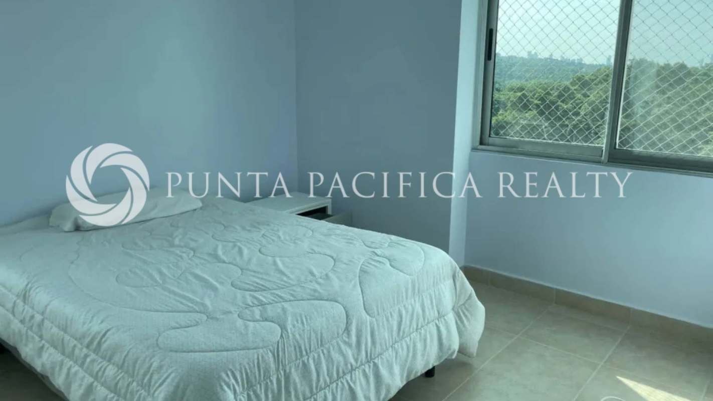 Contemporary apartment kitchen with ample storage PH Clayton Park I