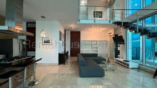 Apartment Loft for Sale in San Francisco - 2 bedrooms