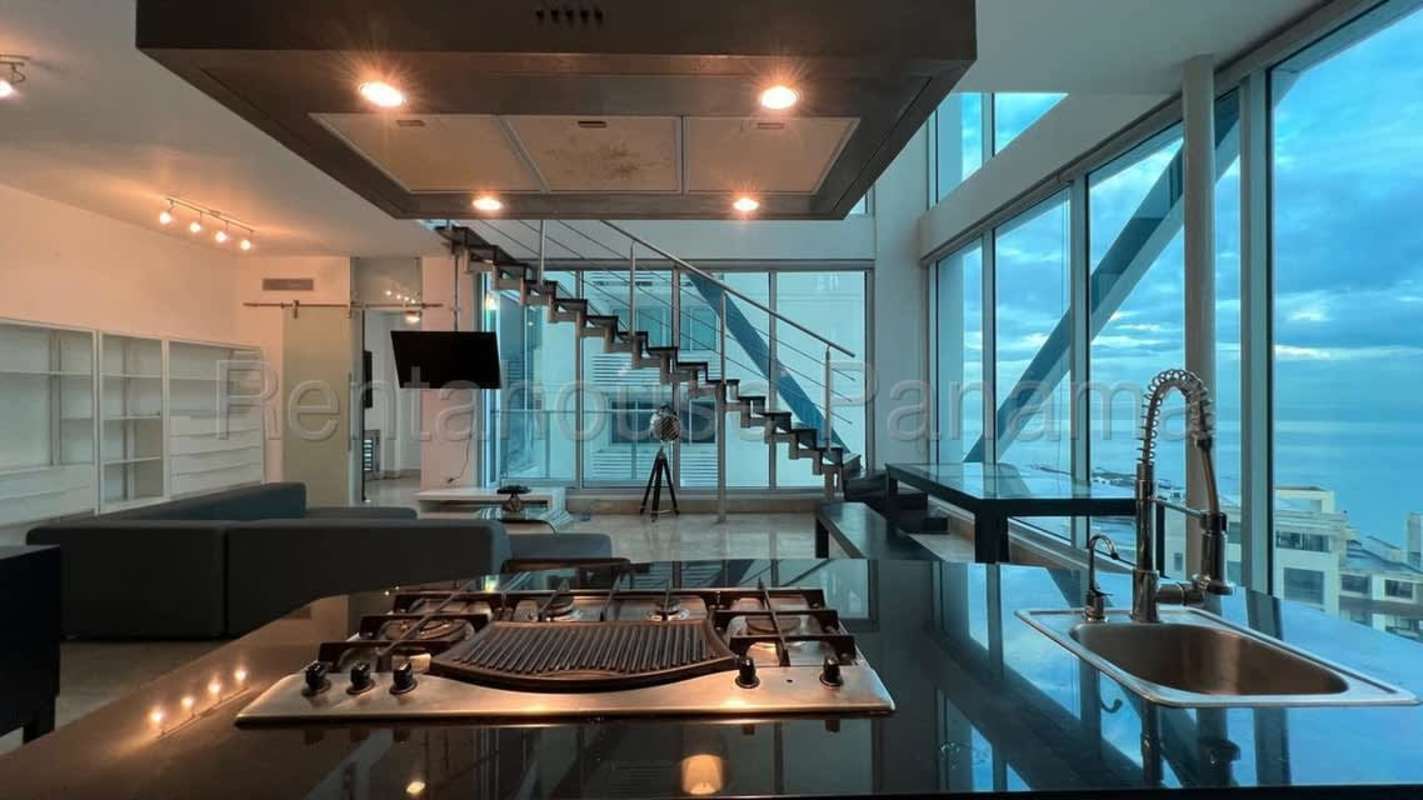 Luxury Remodeled Loft Punta Pacifica PH Loft Four 41 in - View 3