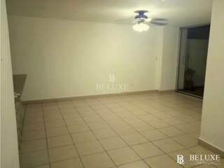 Apartment for Sale in Pueblo Nuevo - 3 bedrooms