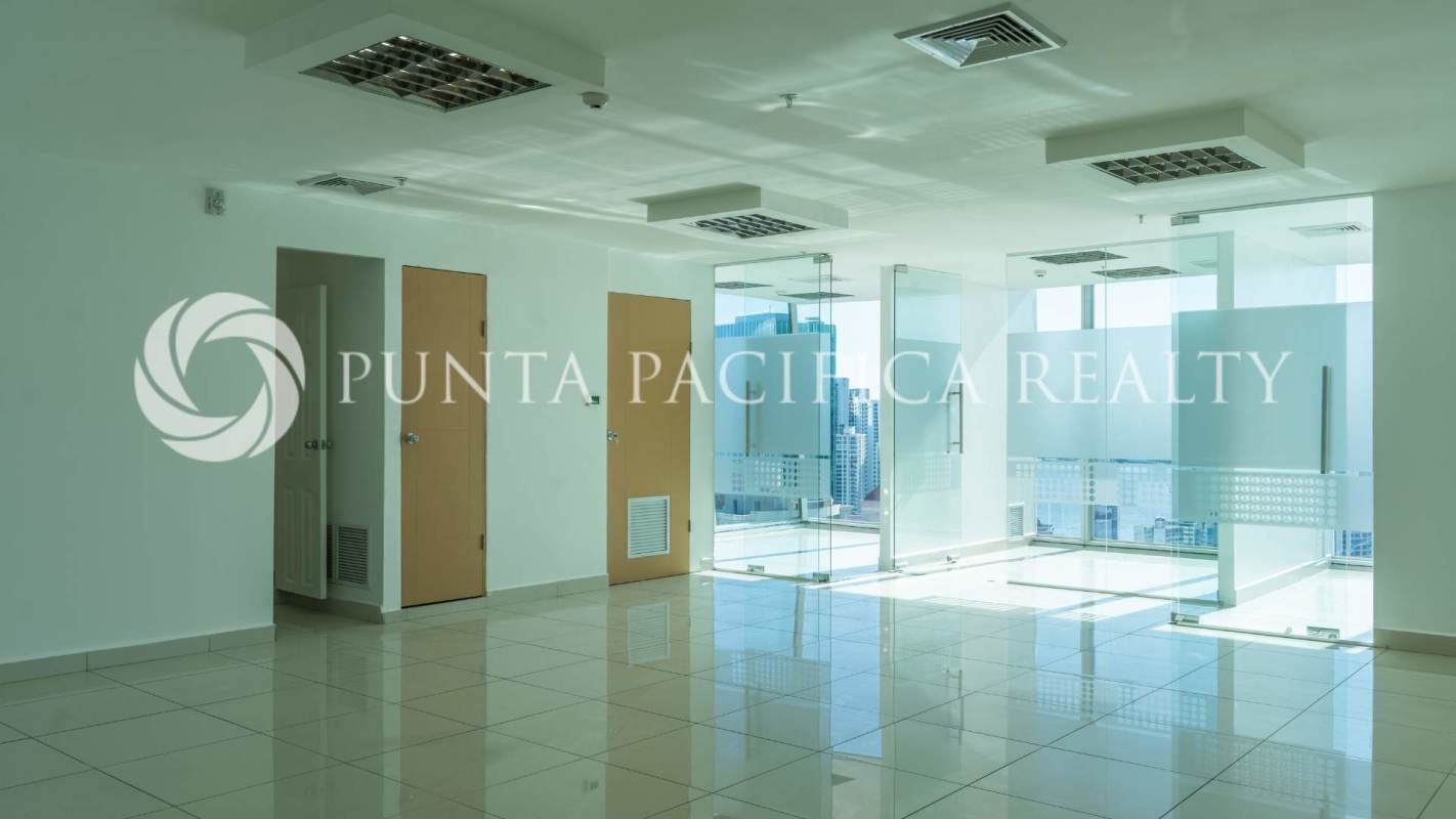 Private glass-partitioned office corner with city view in Oceanía Business Center Tower 1000 Panama City