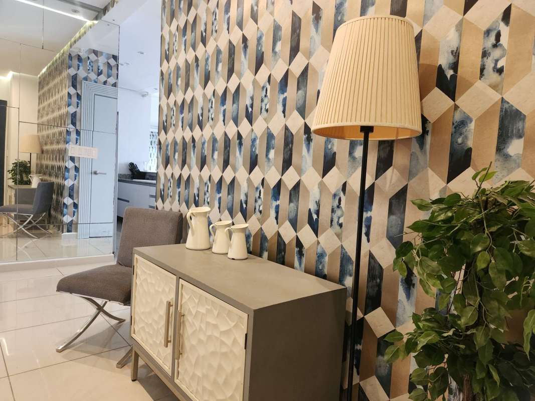 Second bedroom featuring built-in closet modern furnishings PH Quadrat San Francisco Panama