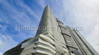 Penthouse Apartment for Sale in Costa del Este - 4 bedrooms