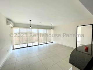 Apartment for Sale in Arraiján - 2 bedrooms