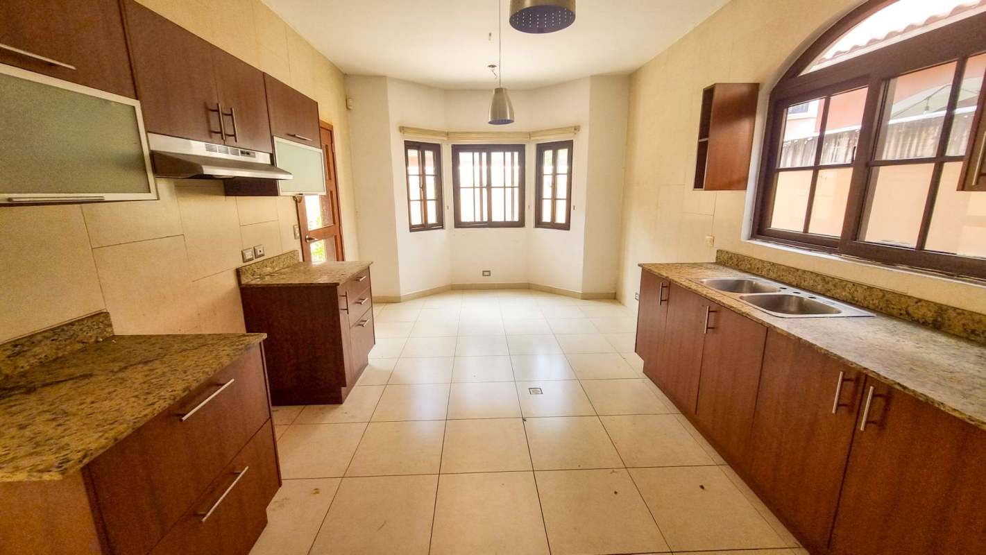 4BR Luxury Home with Garden & Clubhouse Costa Sur in Don Bosco - View 10