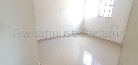 Bright kitchen with granite countertops and cabinets in La Chorrera home for sale