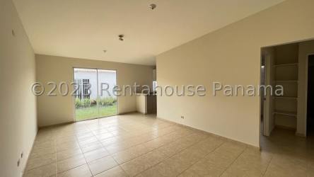 Spacious living area with garden access in Residencial Arboledas house Panama