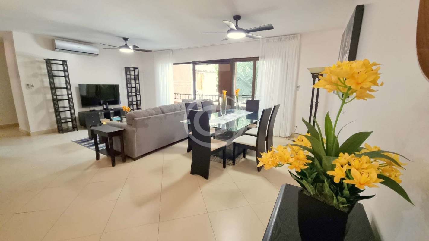 Bright secondary bedroom with ensuite bath and storage Embassy Club Courtyard Clayton Panama