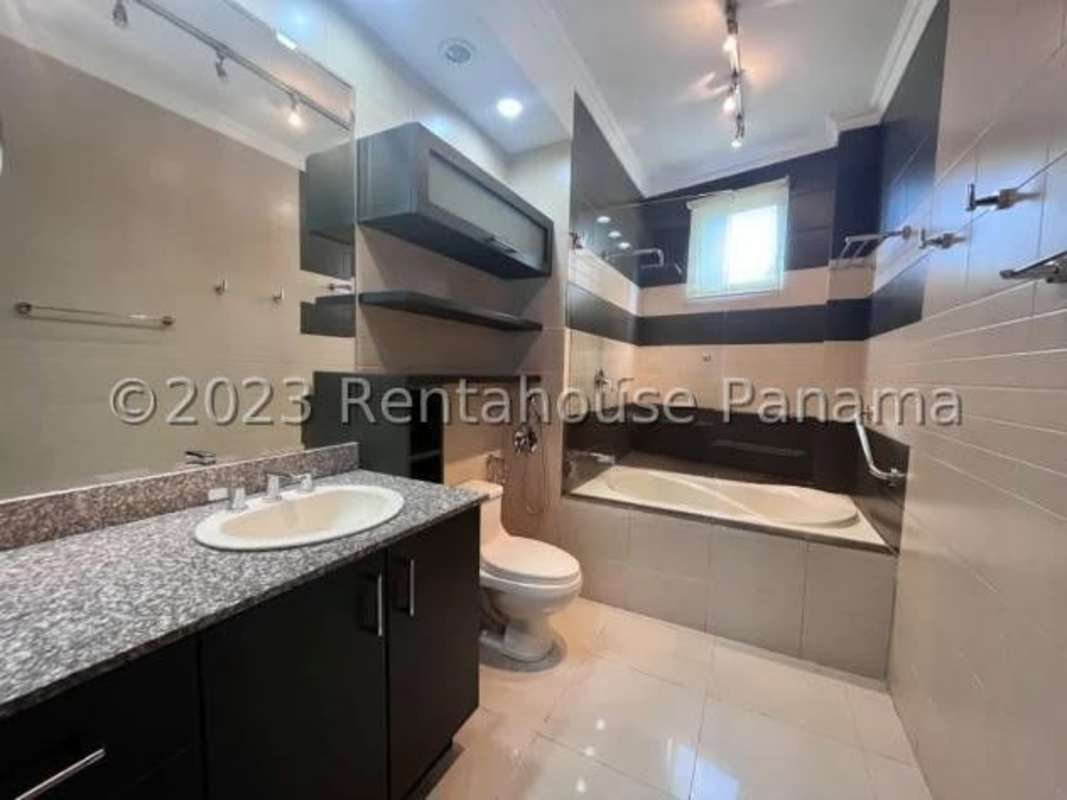 Bright living dining room with balcony access in PH Galeria Uno Obarrio Panama