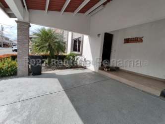 Spacious 3BR Home in Costa Verde Gated Community La Chorrera