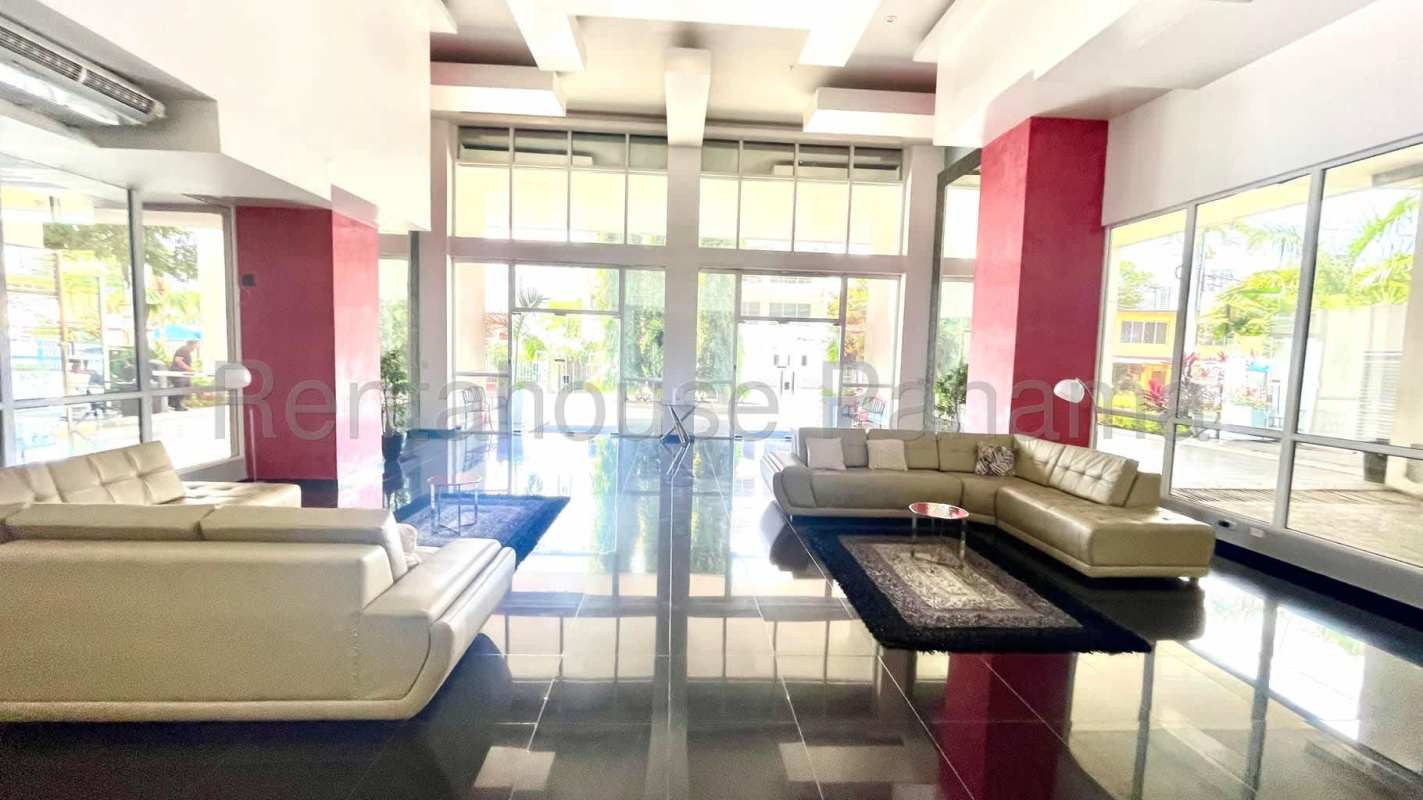 Private terrace with jacuzzi and skyline views PH San Francisco Terrace for sale Panama